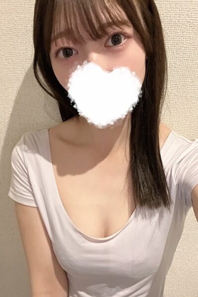 望月りな（19 歳）