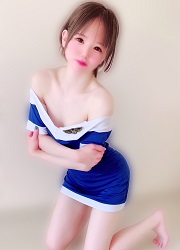 来栖りお ２３歳