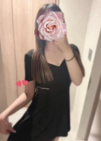 綾瀬由衣(21)